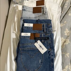 Judy Blue Jeans 4 Pack 11/30
